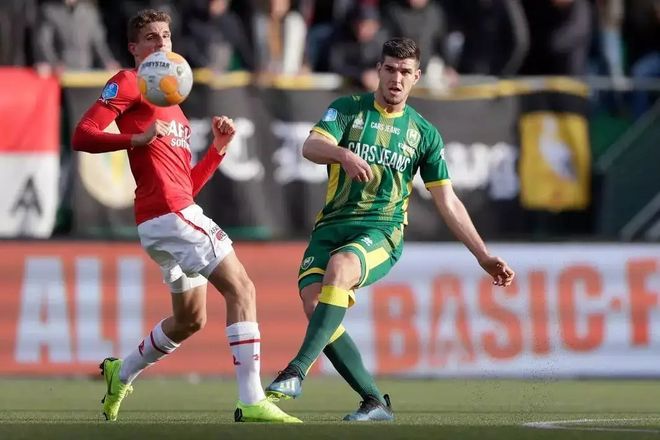 役后走上教 役后走上教