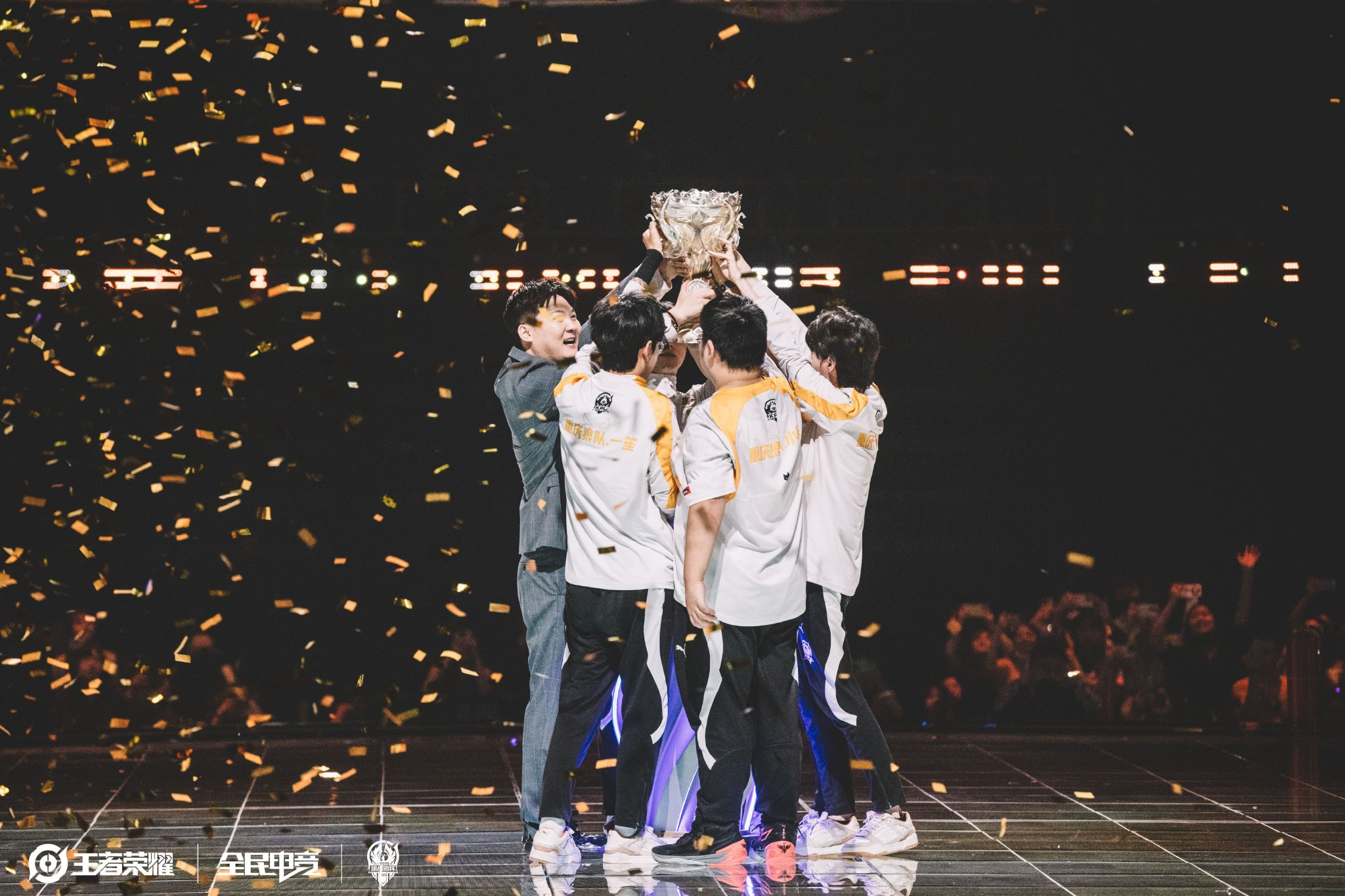 他在比赛策 他在比赛策